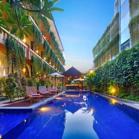 Bali Chaya Hotel Legian Екстериор снимка